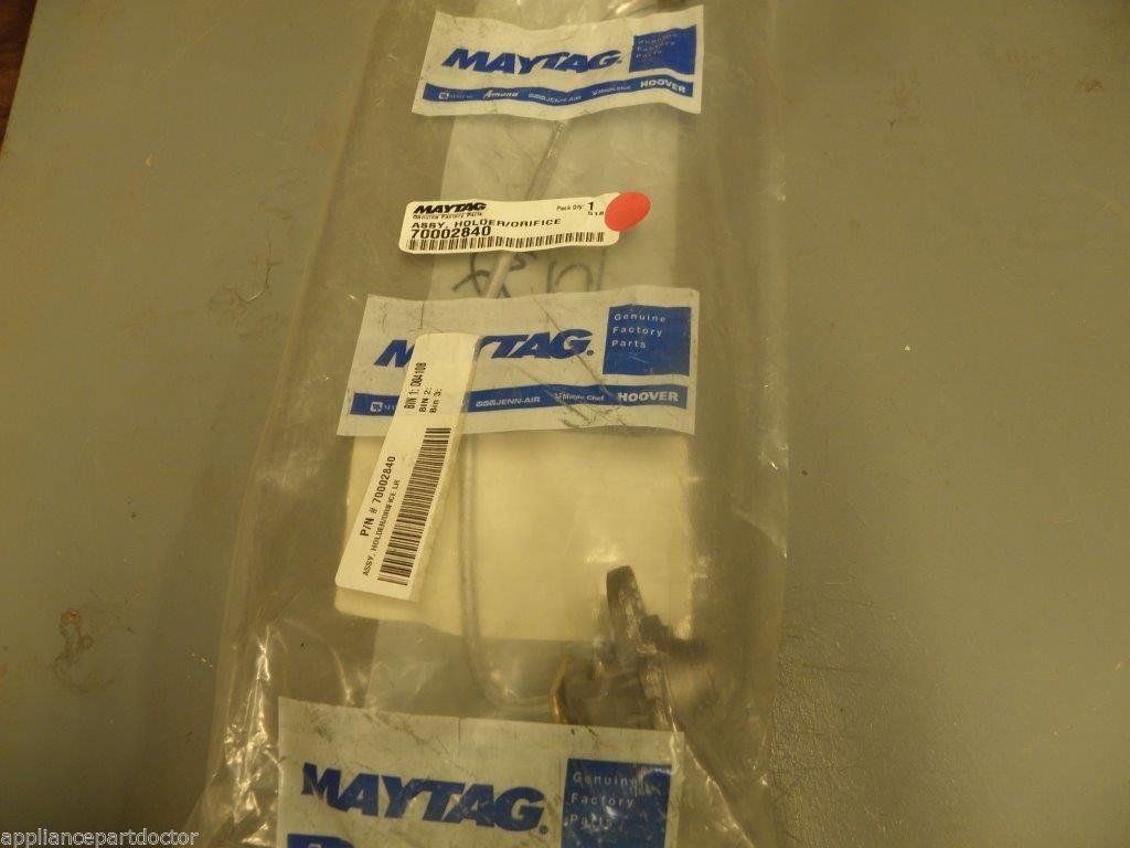 Maytag Stove Orifice Holder Assy 70002840  NEW IN BOX