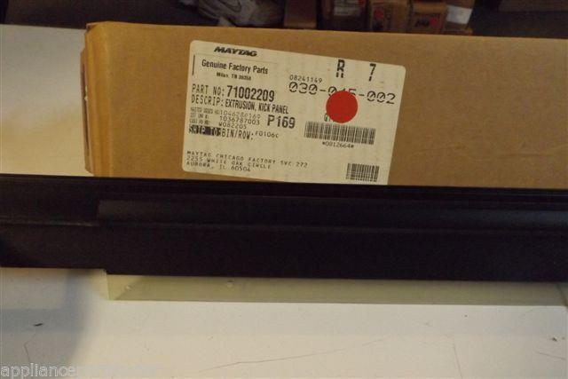 MAYTAG STOVE 71002209 Extrusion, Kick Panel (blk)  NEW IN BOX