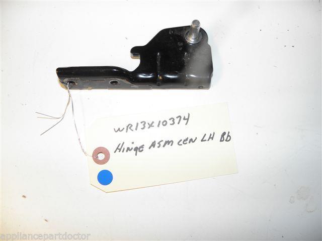 GE REFRIGERATOR WR13X10374 CEN LH BB HINGE USED PART ASSEMBLY F/S