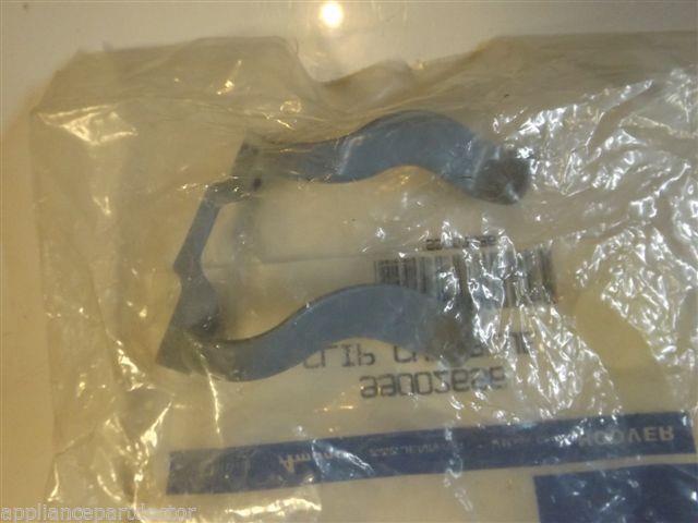 Maytag Jenn Air Dishwasher  99002696  Clip, Cup (blue)   NEW IN BOX