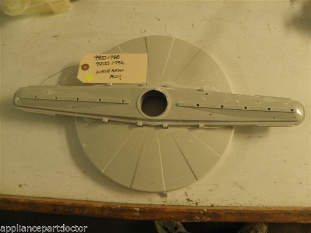MAYTAG DISHWASHER 99001788 99001796 WASH ARM W/ FILTER GUARD GRAY USED PART