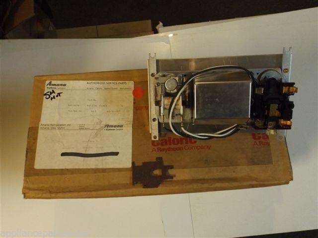 Maytag Caloric Stove 0053070  Digital Clock   NEW IN BOX