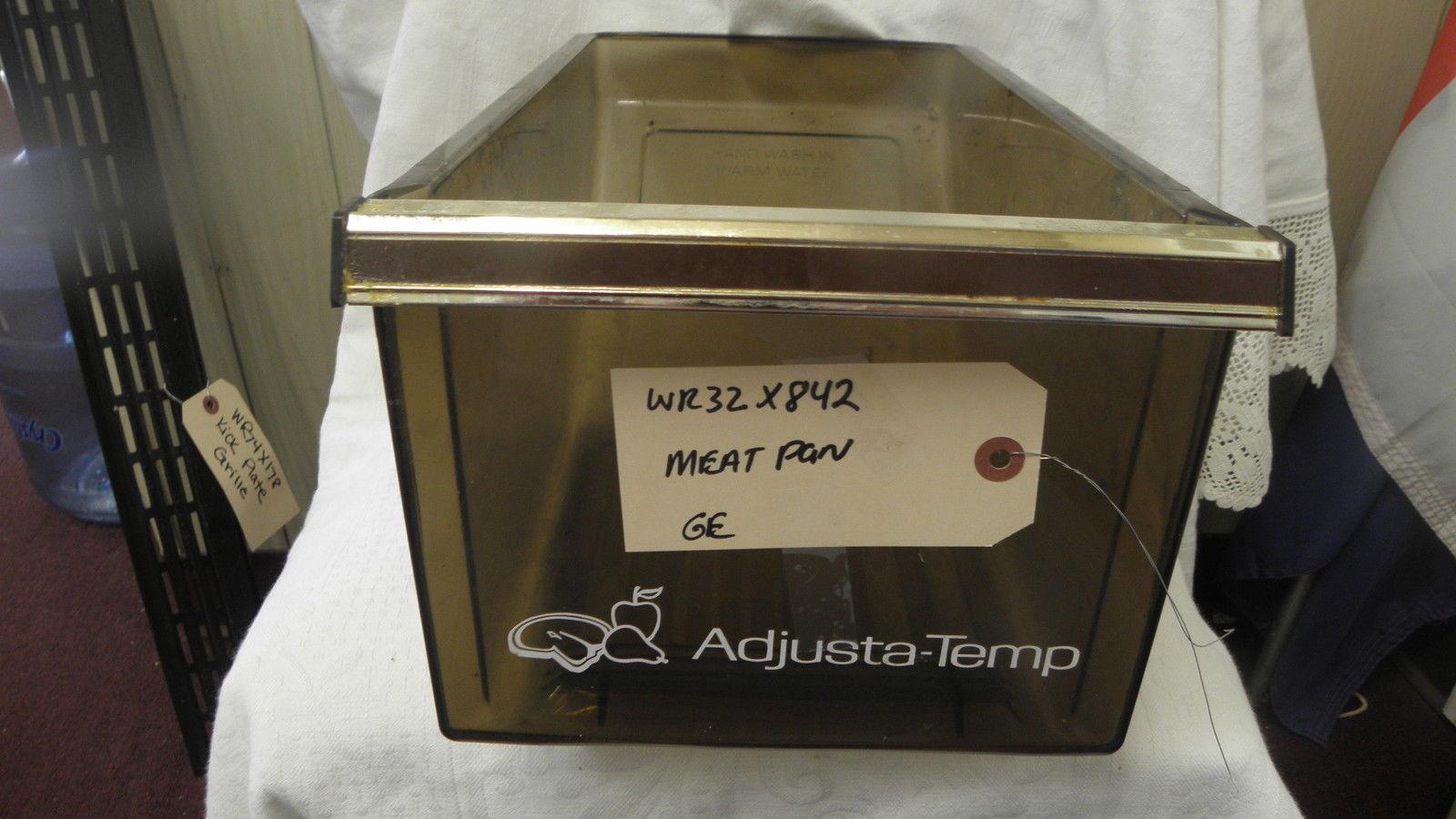 GE REFRIGERATOR WR32X842 MEAT PAN