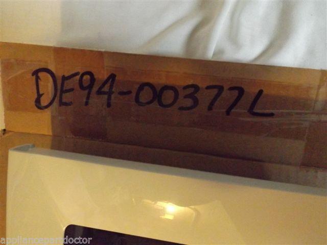 AMANA MICROWAVE DE94-00377L Door (white) NEW IN BOX