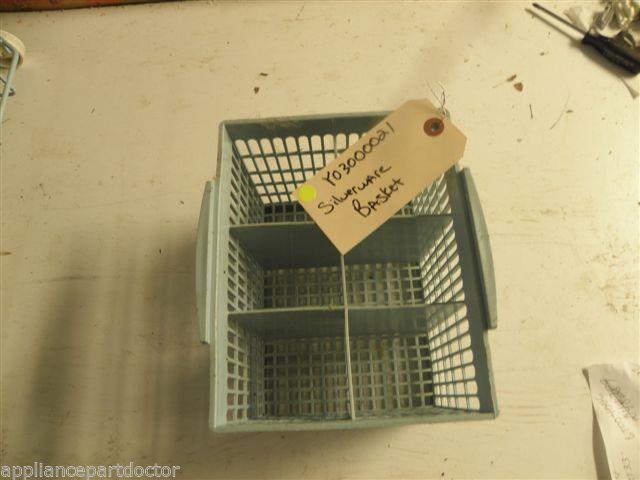 MAGIC CHEF DISHWASHER Y03000021 SILVERWARE BASKET USED PART ASSEMBLY