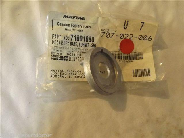 JENN AIR STOVE 71001080 Base, Burner (sm)    NEW IN BAG
