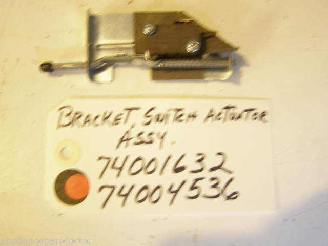 MAYTAG STOVE 74001632   74004536   Bracket, Switch Actuator  used part
