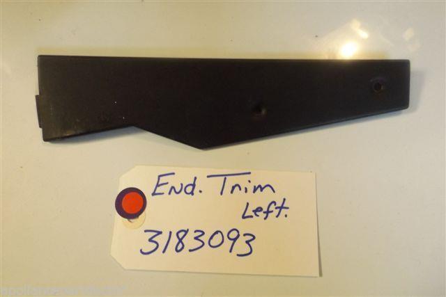 WHIRLPOOL STOVE 3183093 (end Trim L.h.) (black)   used part