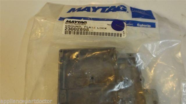 MAYTAG WHIRLPOOL REFRIGERATOR 23002898 Ground, plate lock   NEW IN BAG