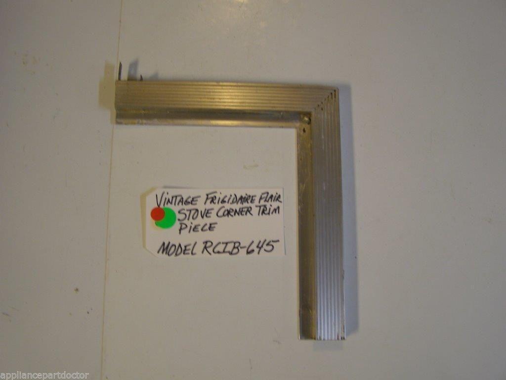 Model RCIB-645 Vintage Frigidaire Flair Stove Corner Trim Piece