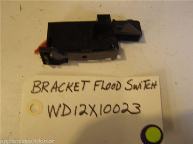 GE Dishwasher WD12X10023  WD12X376  Bracket Flood Switch used part