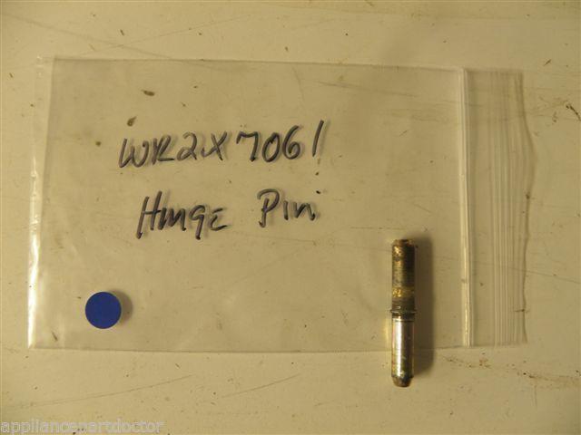 GE REFRIGERATOR WR2X7061 HINGE PIN USED PART ASSEMBLY FREE SHIPPING