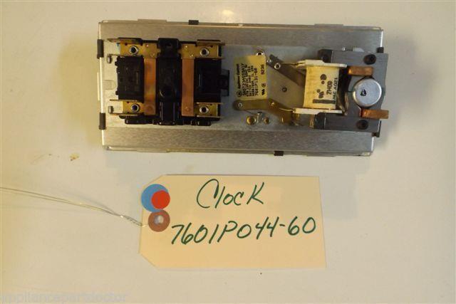 MAGIC CHEF   STOVE 7601P044-60    Clock  USED