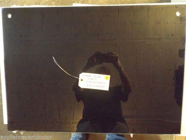 FRIGIDAIRE/TAPPAN STOVE 276T099P01  276T099P05 OUTER DOOR GLASS  used