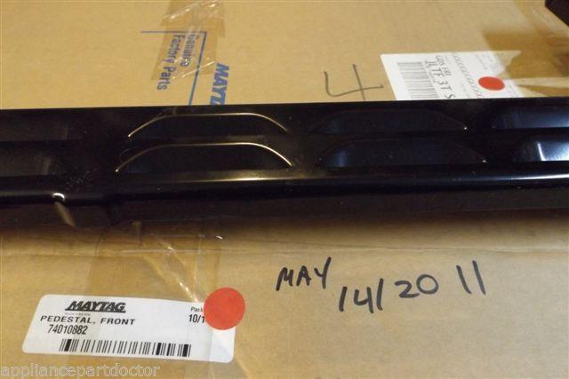 MAYTAG STOVE 74010882 PEDESTAL FT   NEW IN BOX