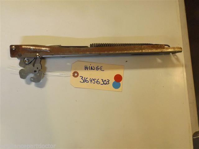 KENMORE STOVE  316456303 DOOR HINGE (blue)   USED PART
