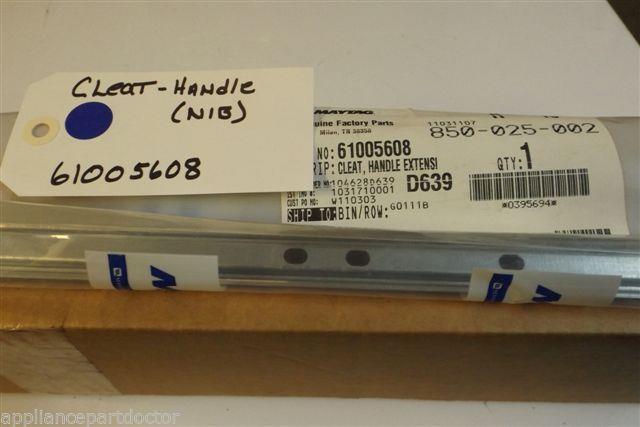 WHIRLPOOL AMANA REFRIGERATOR 61005608 CLEAT- HAN  NEW IN BOX