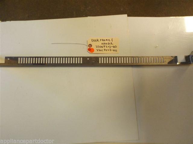 MAGIC CHEF STOVE 7706P243-60  7701P047-60 Frame, Door & Handle, Door USED PART