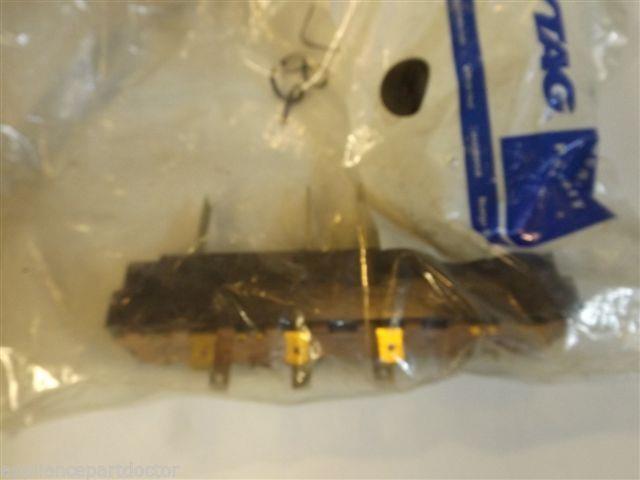 Maytag Jenn Air Washer  21001259  Switch, Pushbutton  NEW IN BOX