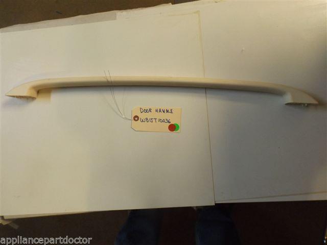 GE STOVE WB15T10036 Handle Door (bsqt) USED PART