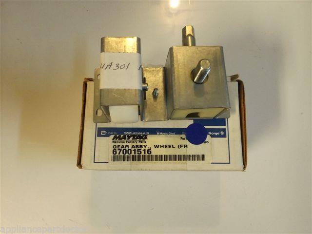 Maytag Dacor Refrigerator  67001516  Gear Assy., Wheel (frt) NEW IN BOX