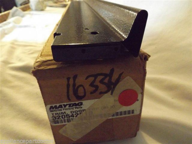 AMANA CALORIC STOVE  32054201B Trim, Door Top (blk)   NEW IN BOX