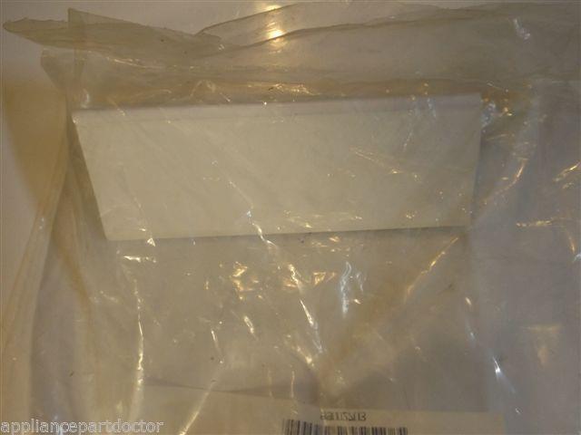 Maytag Amana Dishwasher  99002703  Gap,seal Kick (white)   NEW IN BOX