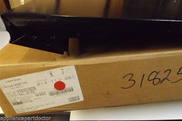 MAYTAG AMANA STOVE 31825102B Panel, Side (blk)   NEW IN BOX