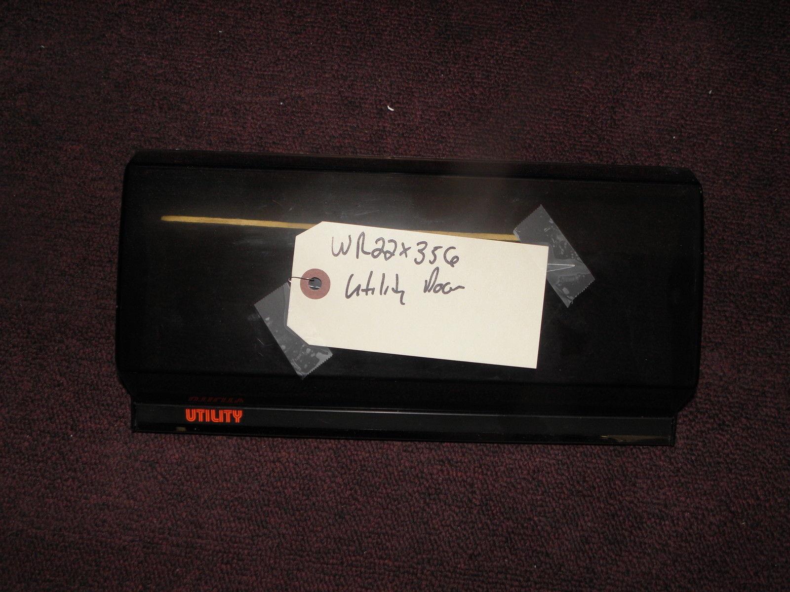 GE TOP MOUNT REFRIGERATOR WR22X356 UTILITY DOOR USED PART ASSEMBLY FREE SHIPPING