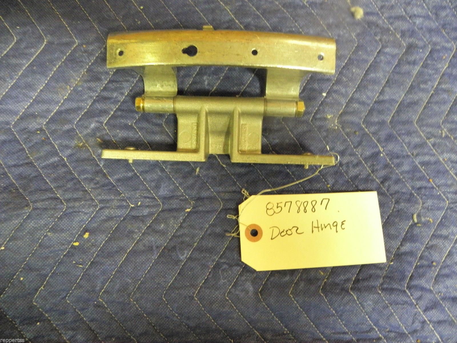WHIRLPOOL DUET DRYER 8578887 DOOR HINGE USED PART ASSEMBLY FREE SHIPPING