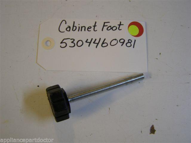 KENMORE DISHWASHER 5304460981 CABINET FOOT USED PART ASSEMBLY