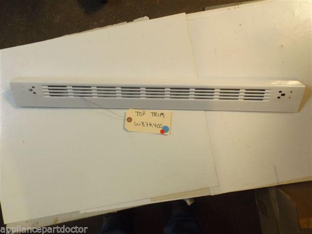 GE STOVE WB7K400 Trim Top Door (wh) used
