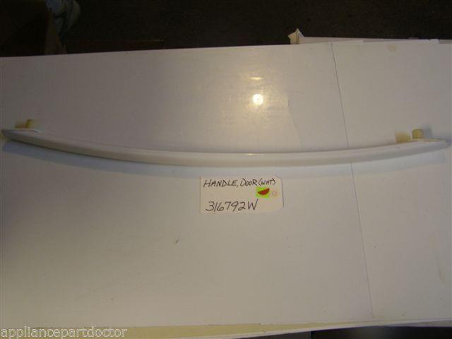 Amana STOVE 316792W  Handle, Door (wht) Touch up dimple  USED