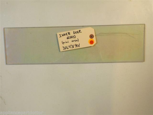 FRIGIDAIRE STOVE 316431901 Glass,inner Door ,mini Oven   used