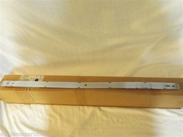 ADMIRAL MAYTAG REFRIGERATOR 61004425 Trim, Handle Ext. (lwr)    NEW IN BOX