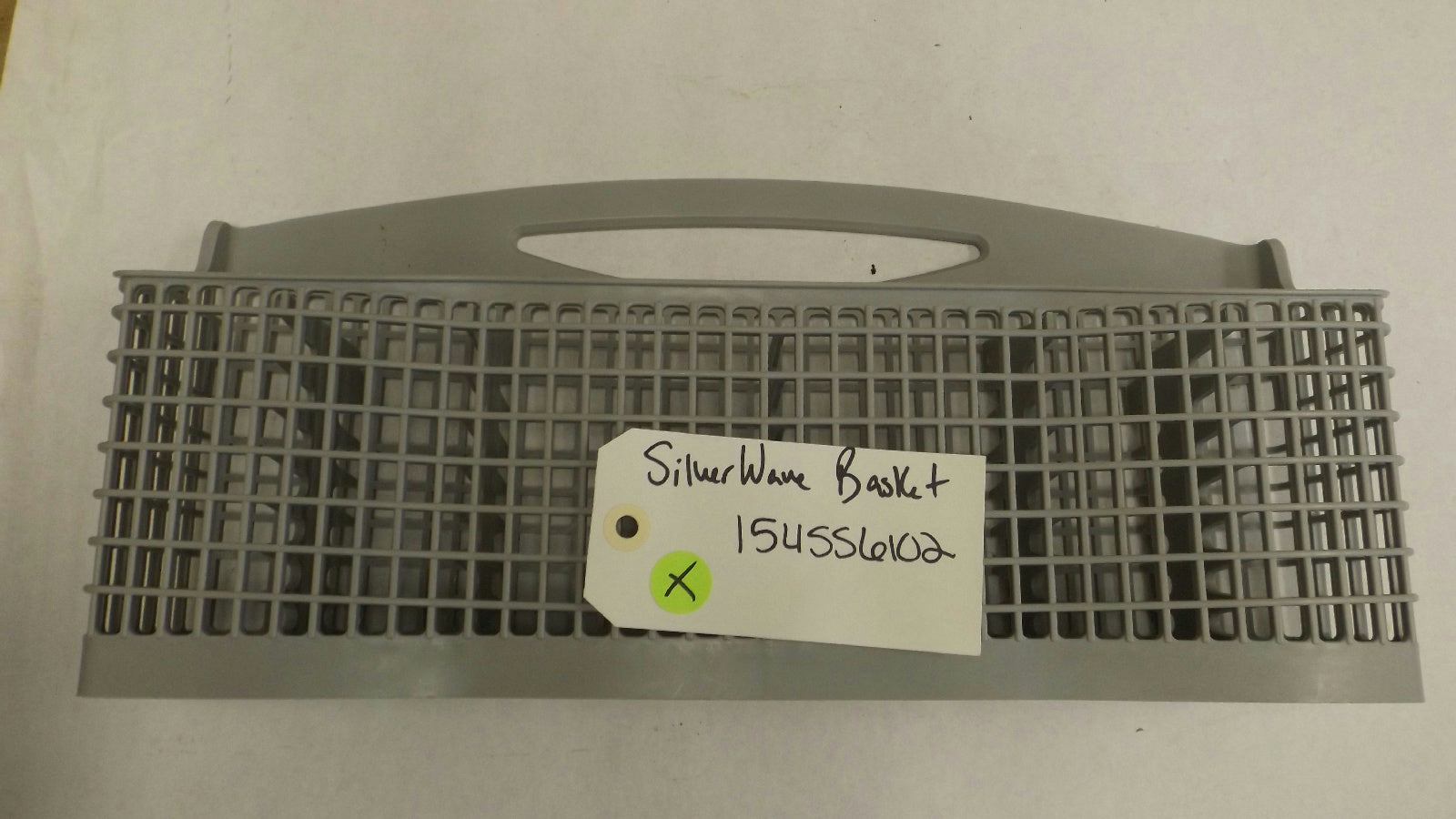 ELECTROLUX FRIGIDAIRE 154556102 SILVERWARE BASKET USED