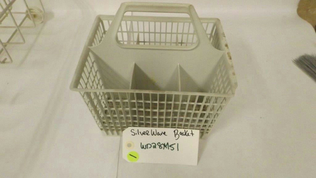 GENERAL ELECTRIC DISHWASHER WD28M51 SILVERWARE BASKET USED