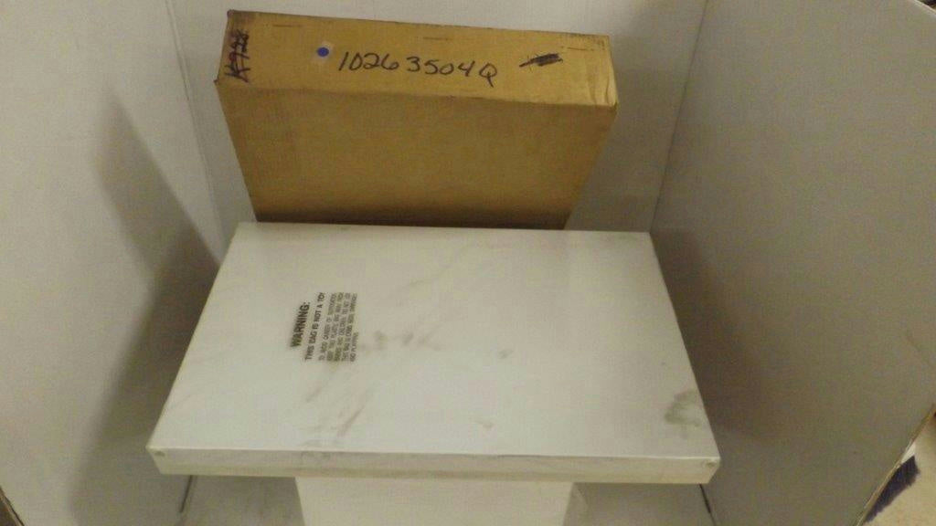 MAYTAG WHIRLPOOL REFRIGERATOR 10263504Q FREEZER DOOR WHITE NEW