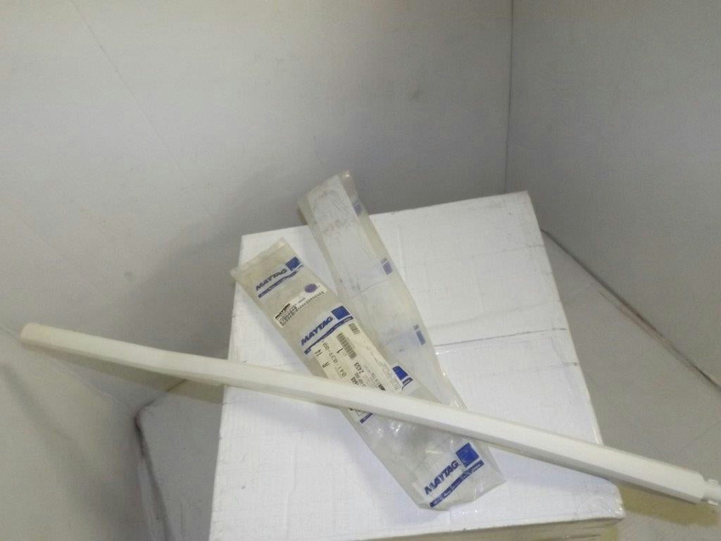 MAYTAG WHIRLPOOL REFRIGERATOR 67004648 HANDLE ASSY (BSQ) NEW