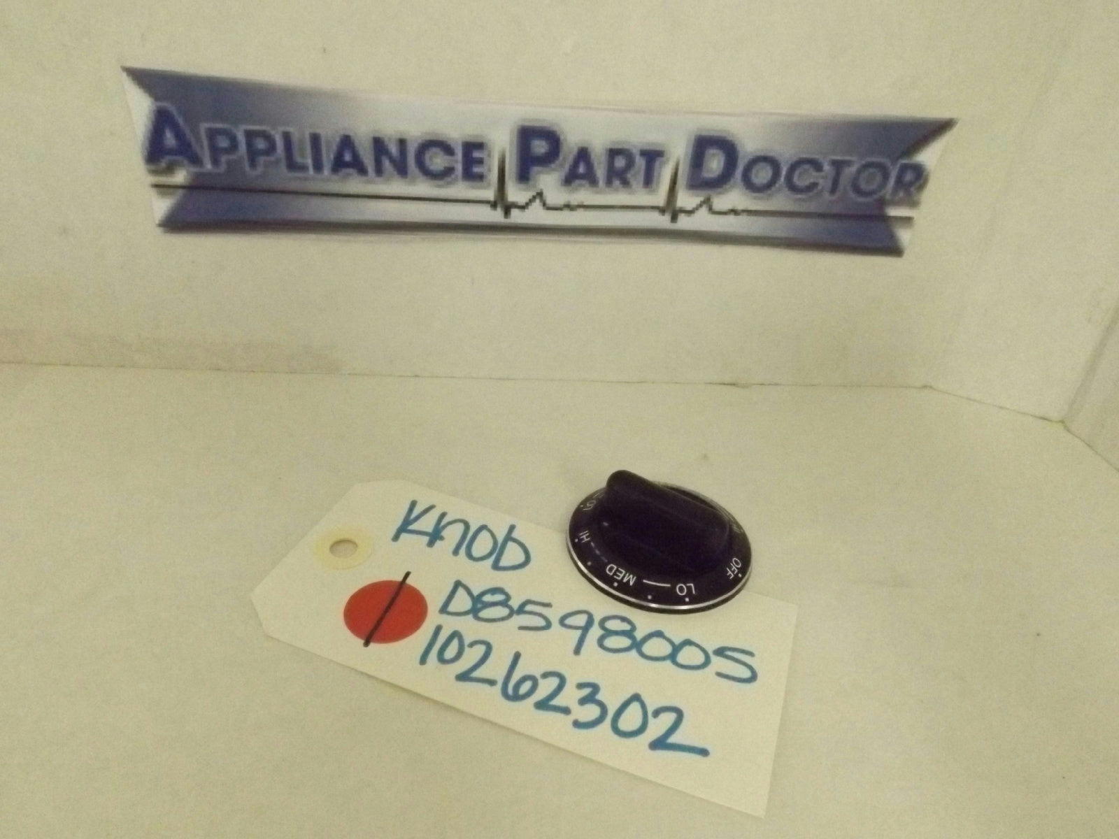 AMANA STOVE D8598005 10262302 KNOB (BLK) USED
