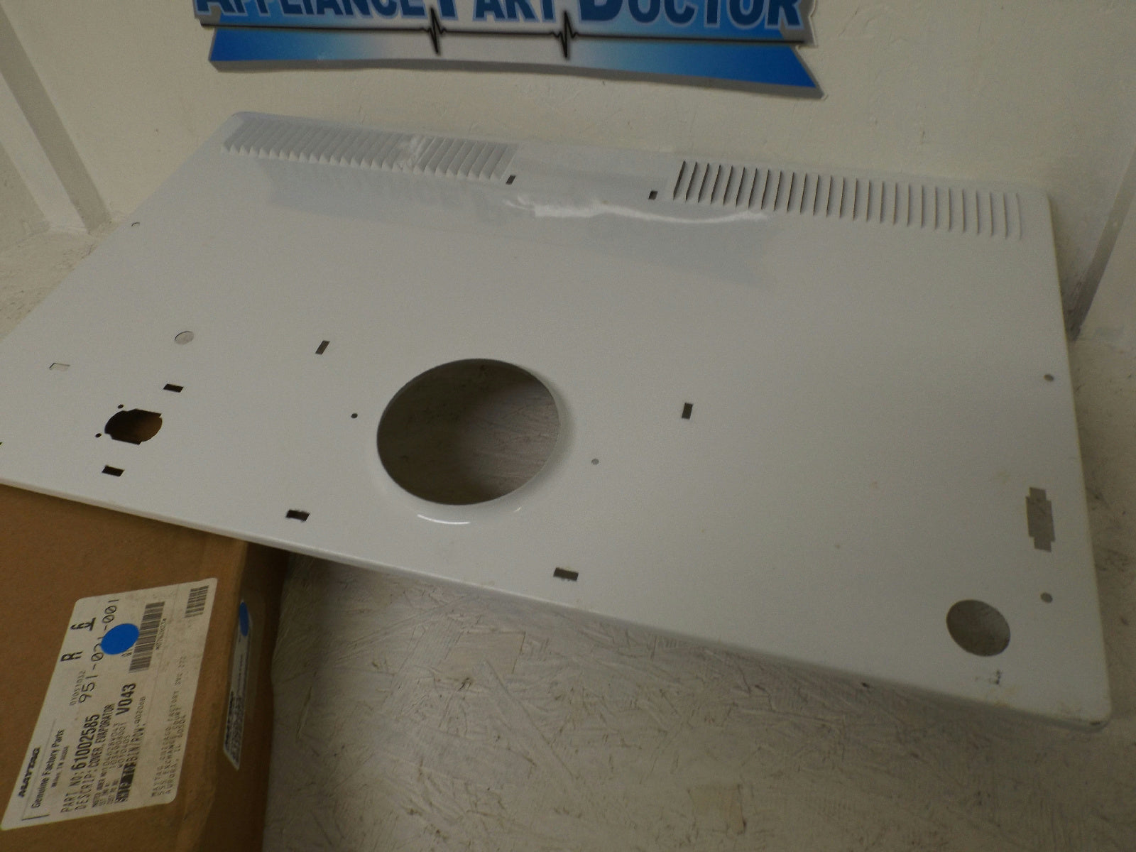 MAYTAG WHIRLPOOL REFRIGERATOR 61002585 EVAPORATOR COVER NEW