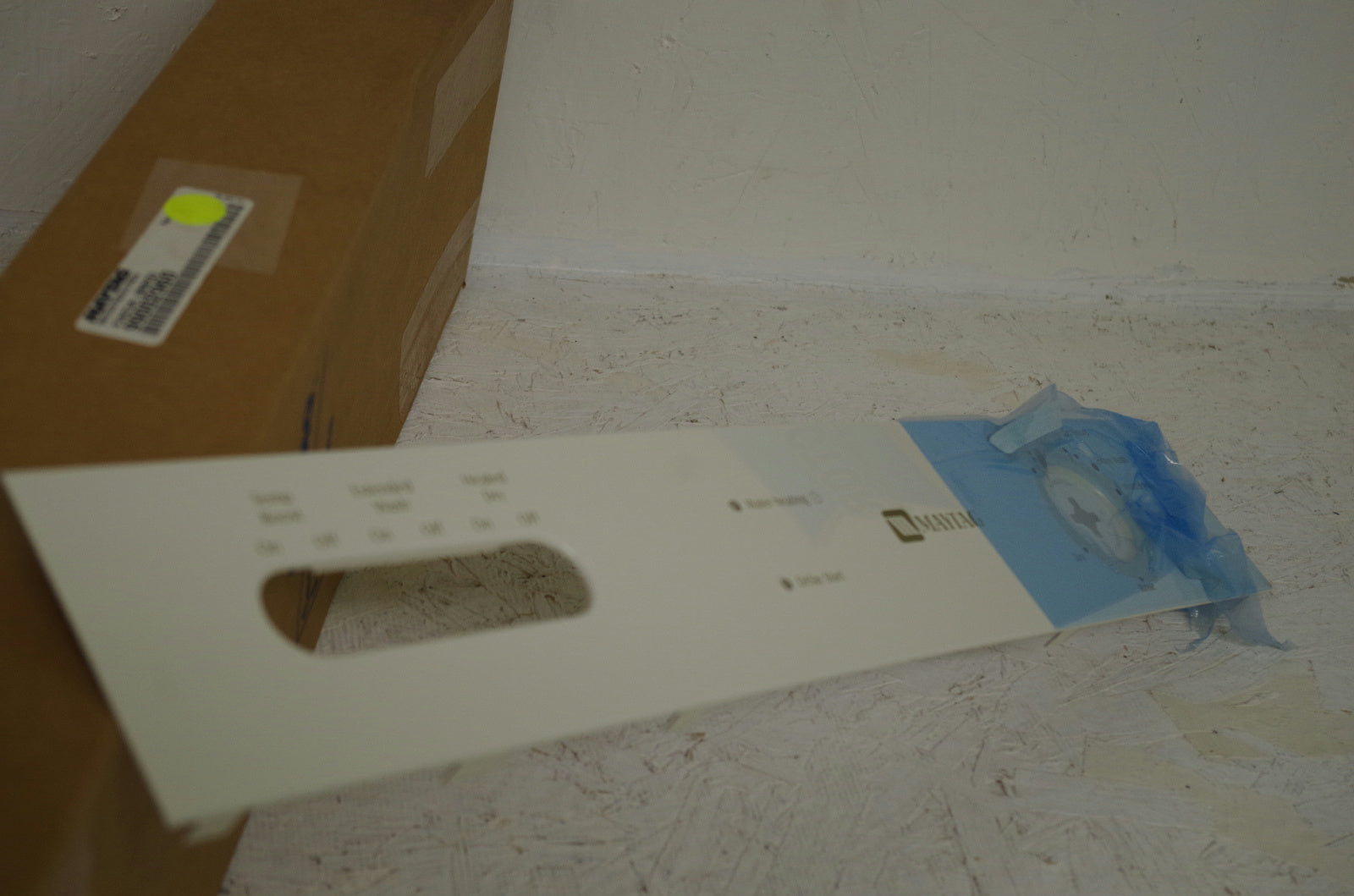 MAYTAG WHIRLPOOL DISHWASHER 99002960 FACIA (BSQ) NEW