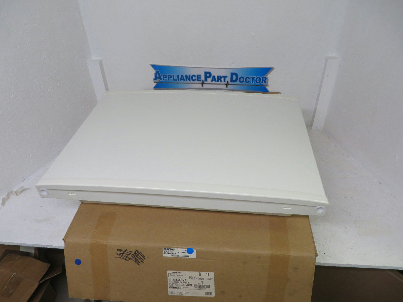 MAYTAG WHIRLPOOL REFRIGERATOR 63001509 FREEZER DOOR (BSQ) NEW