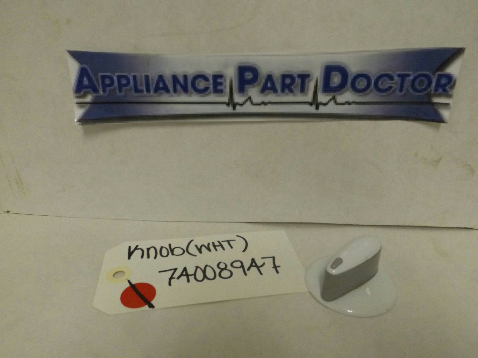 MAYTAG WHIRLPOOL STOVE 74008947 KNOB (WHT) USED