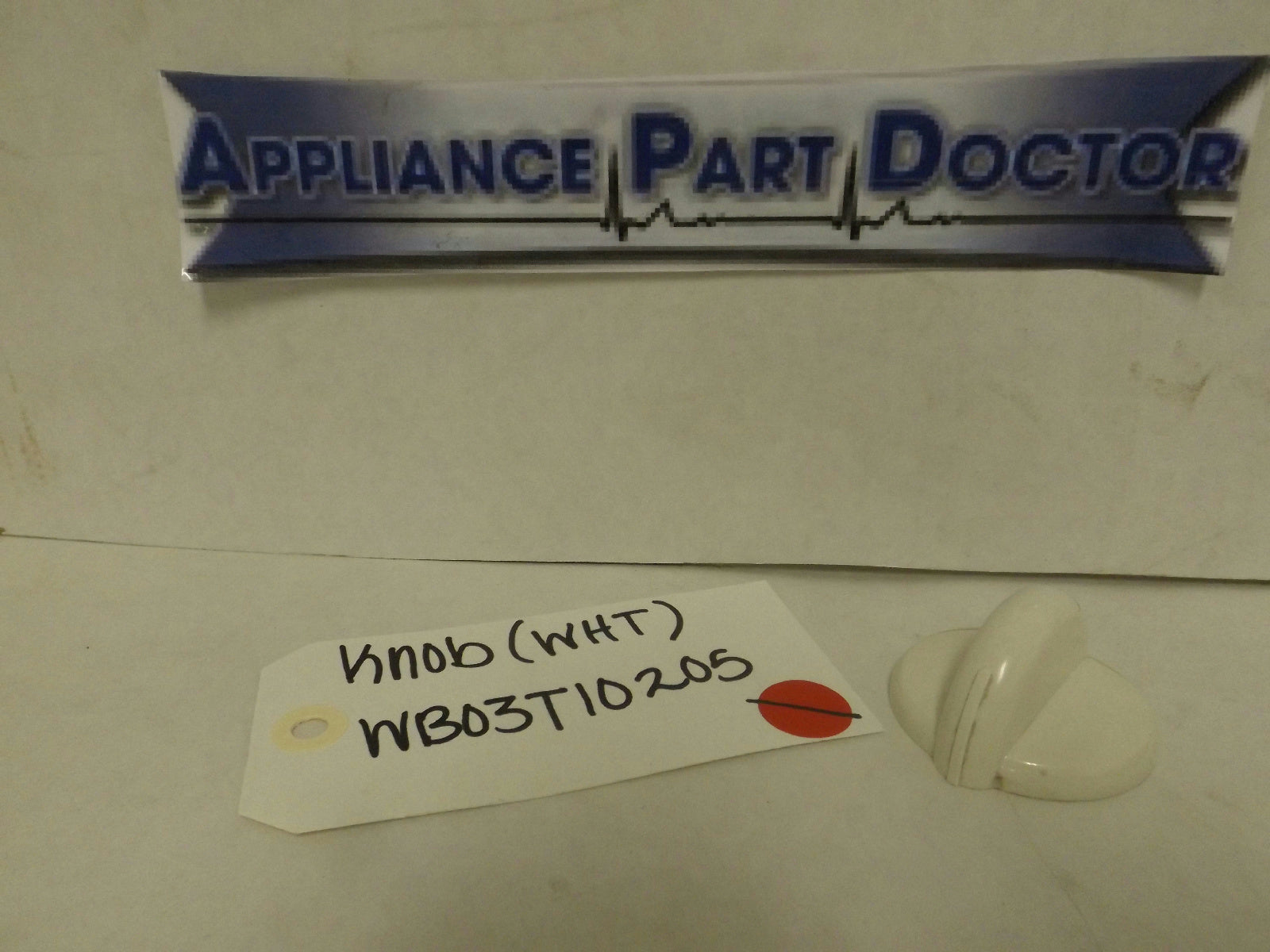 GENERAL ELECTRIC STOVE WB03T10205 KNOB (WHT) USED