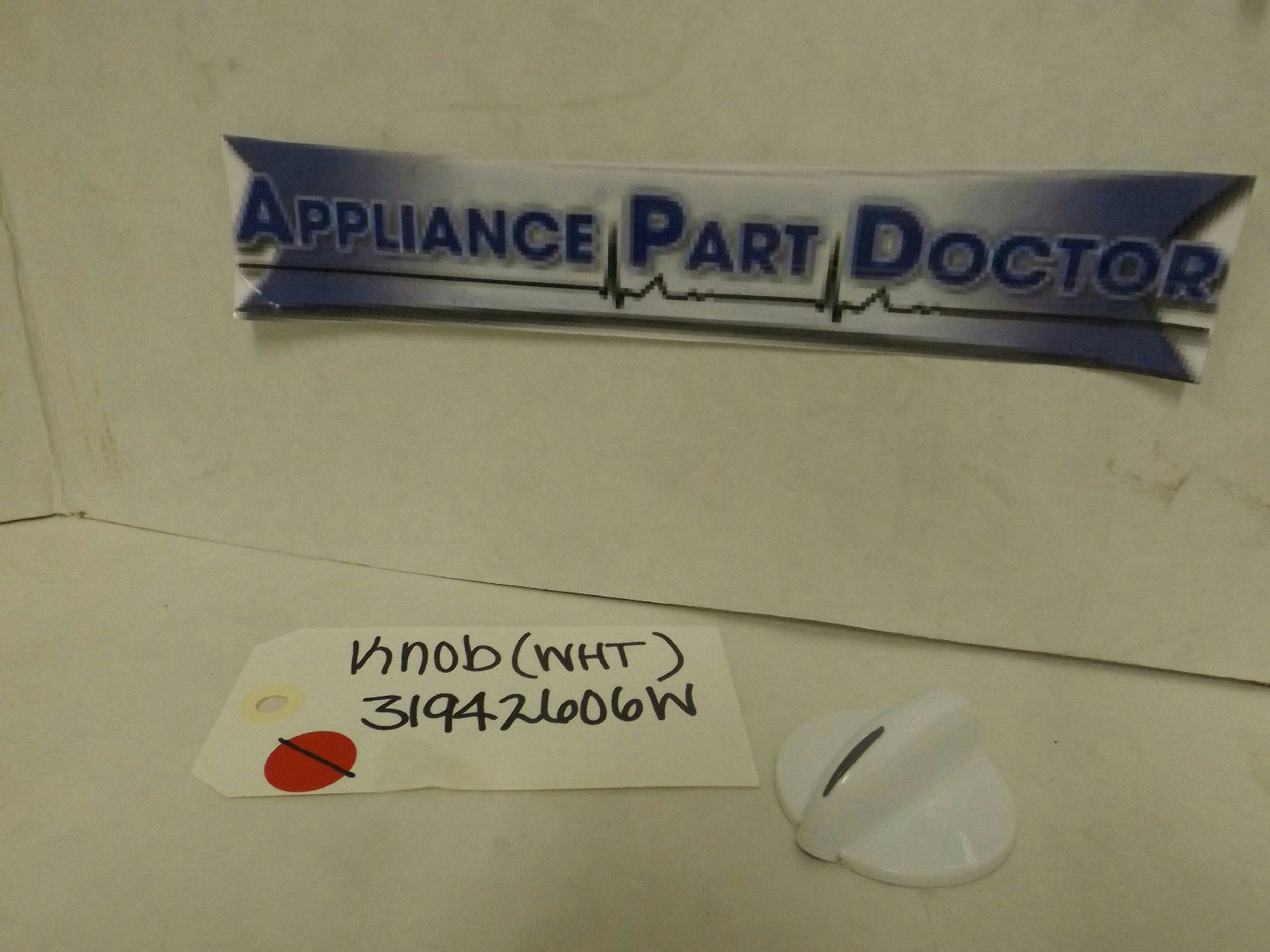 MAYTAG WHIRLPOOL STOVE 31942606W KNOB (WHT) USED