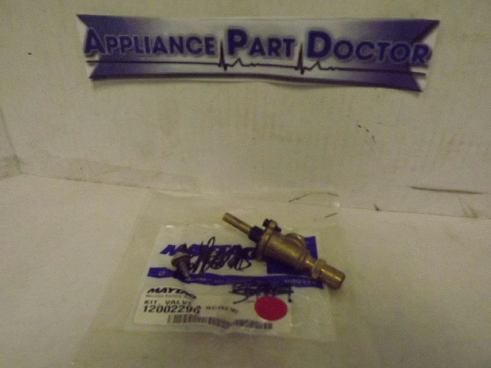 MAYTAG WHIRLPOOL STOVE 12002290 VALVE & SCREW KIT NEW