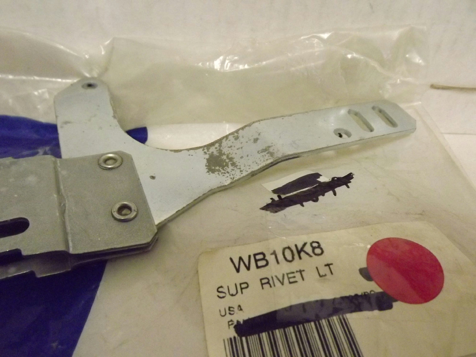 GENERAL ELECTRIC STOVE WB10K8 SUPPORT RIVET NEW