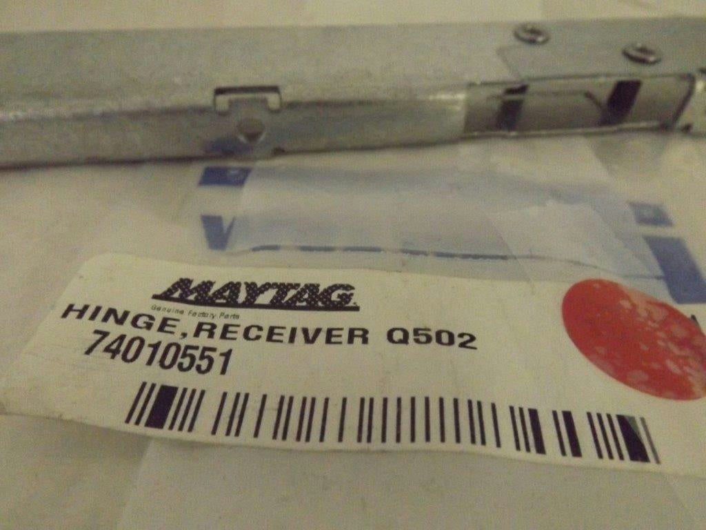 MAYTAG WHIRLPOOL OVEN 74010551 RECIEVER HINGE NEW PART ASSEMBLY
