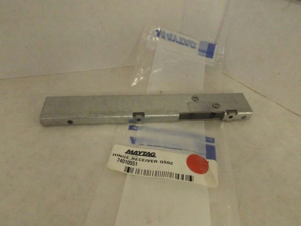 MAYTAG WHIRLPOOL OVEN 74010551 RECIEVER HINGE NEW PART ASSEMBLY